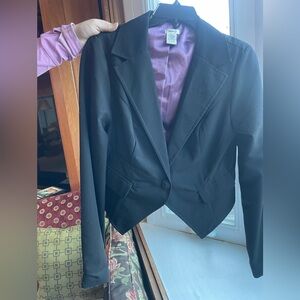 Studio Y Dress Jacket
Size - Large